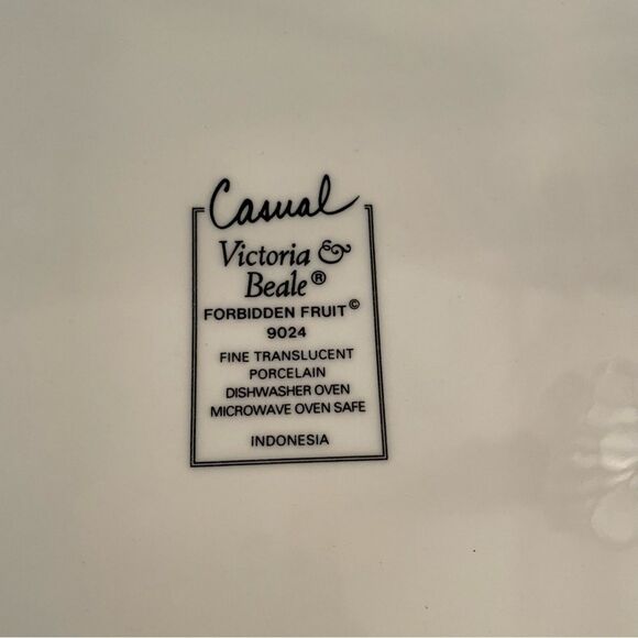 Victoria & Beale Forbidden Fruit Serving Platter - Picture 6 of 10